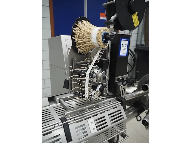Poly-clip system gmbh & co. kg - afbeelding 3 van  17