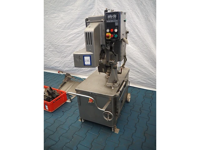Poly-clip system gmbh & co. kg - afbeelding 10 van  17