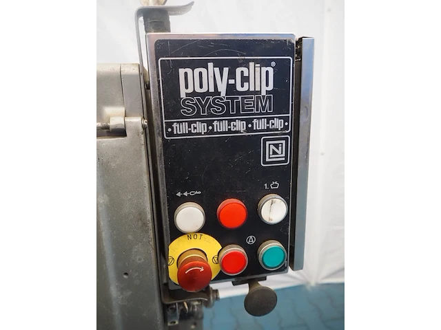 Poly-clip system gmbh & co. kg - afbeelding 15 van  17