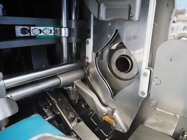 Poly-clip system gmbh & co. kg - afbeelding 12 van  14