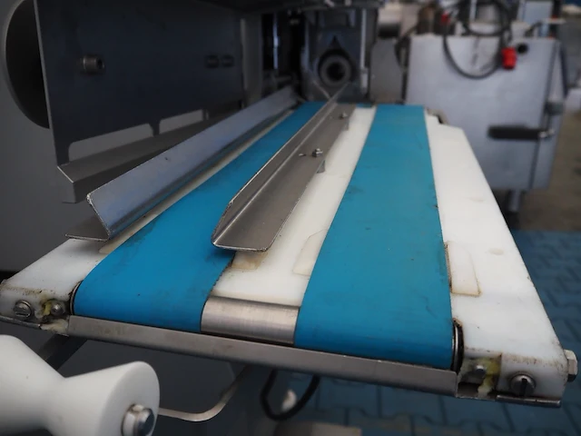 Poly-clip system gmbh & co. kg - afbeelding 14 van  14
