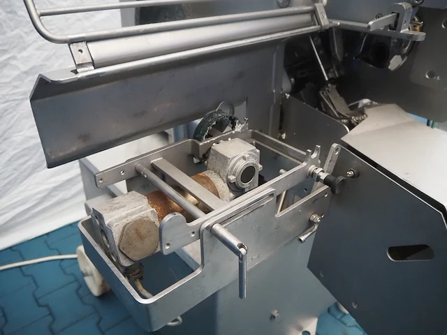 Poly-clip system gmbh & co. kg - afbeelding 12 van  13
