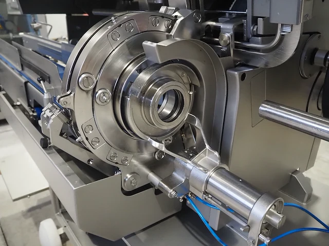 Poly-clip system gmbh & co. kg - afbeelding 9 van  14