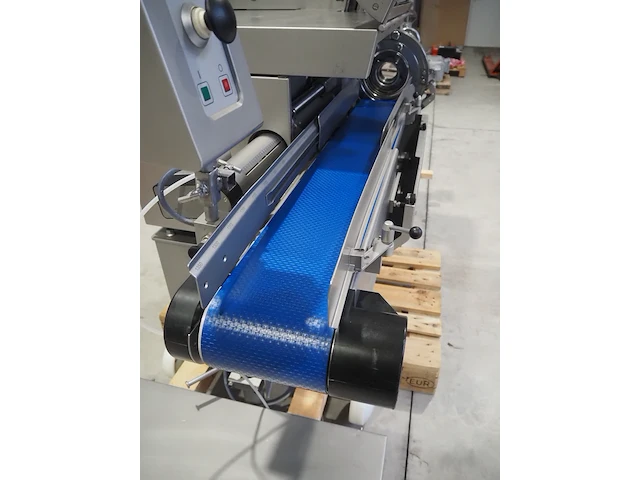 Poly-clip system gmbh & co. kg - afbeelding 13 van  14
