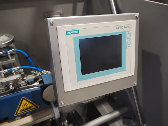 Poly-clip system gmbh & co. kg - afbeelding 9 van  26