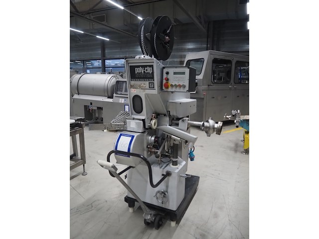 Poly-clip system gmbh & co. kg - afbeelding 1 van  16