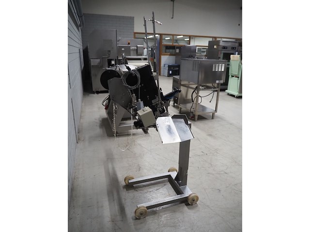 Poly-clip system gmbh & co. kg - afbeelding 8 van  13