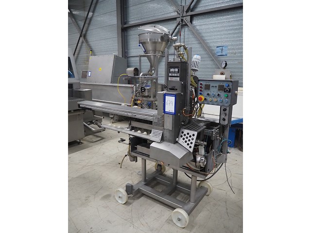 Poly-clip system gmbh & co. kg - afbeelding 1 van  13