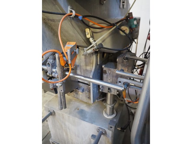 Poly-clip system gmbh co. kg - afbeelding 2 van  32