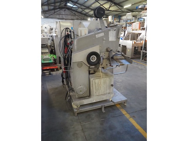 Poly-clip system gmbh co. kg - afbeelding 23 van  32