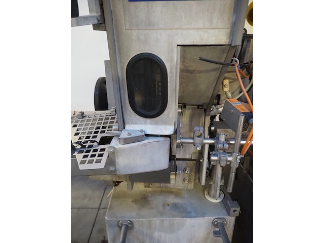 Poly-clip system gmbh co. kg - afbeelding 30 van  32