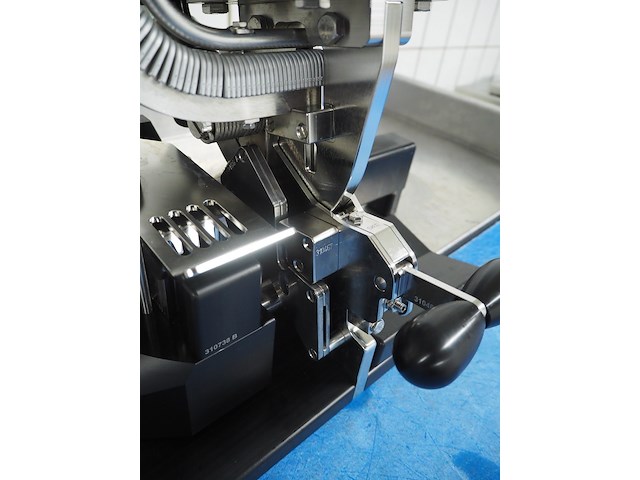 Poly-clip system gmbh & co. kg. - afbeelding 10 van  13