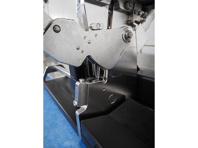 Poly-clip system gmbh & co. kg. - afbeelding 12 van  13