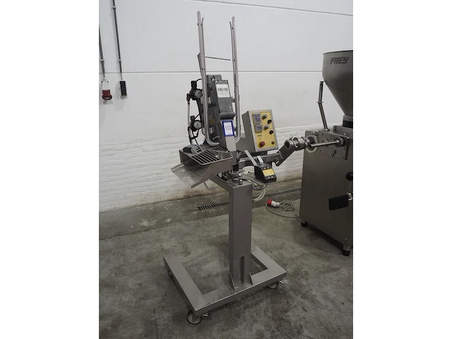 Poly-clip system gmbh & co.kg - afbeelding 4 van  11
