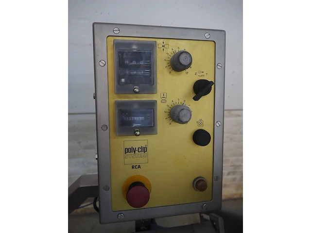 Poly-clip system gmbh & co.kg - afbeelding 2 van  13