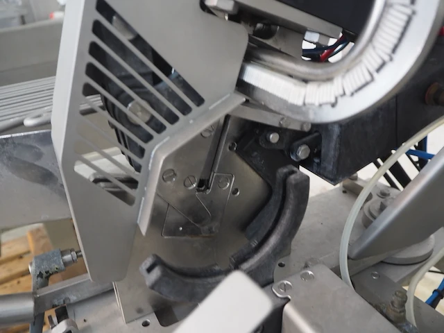 Poly-clip system gmbh & co.kg - afbeelding 10 van  13