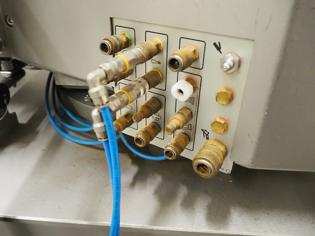 Poly-clip system gmbh - afbeelding 8 van  20