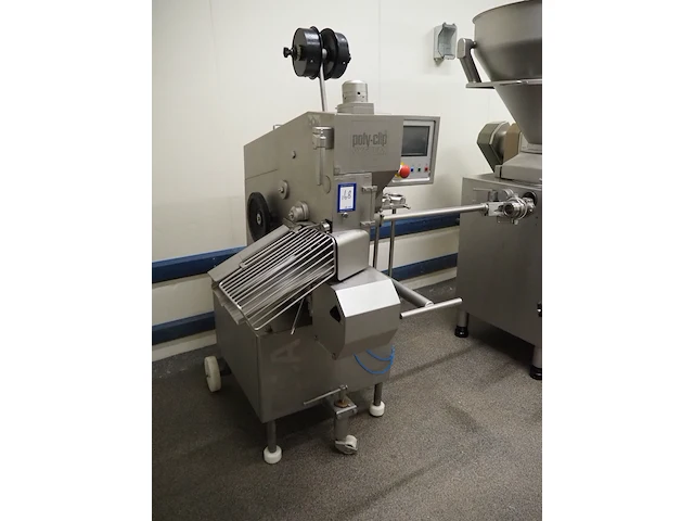 Poly-clip system gmbh - afbeelding 12 van  20