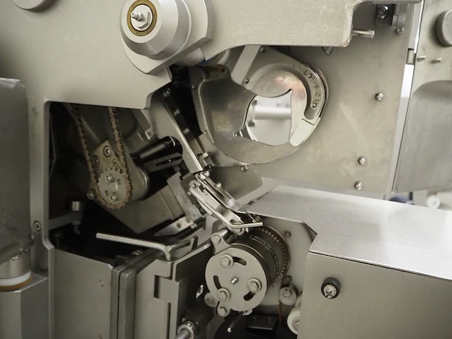 Poly-clip system gmbh - afbeelding 20 van  20