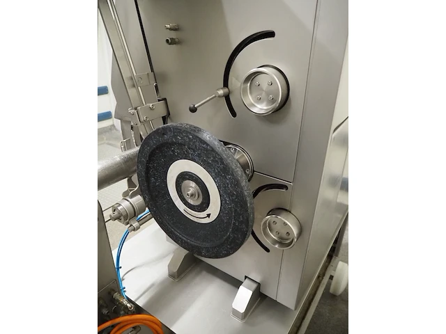 Poly-clip system gmbh - afbeelding 9 van  19