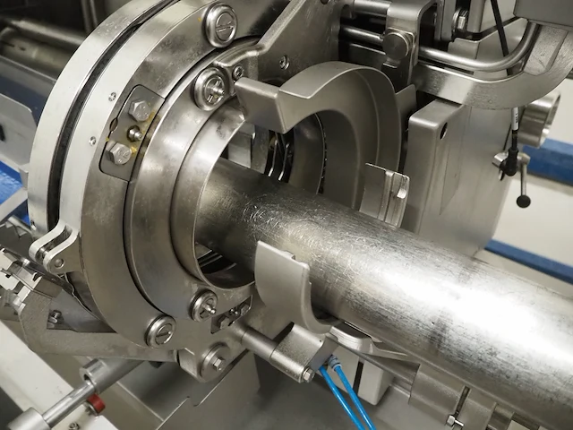 Poly-clip system gmbh - afbeelding 17 van  19