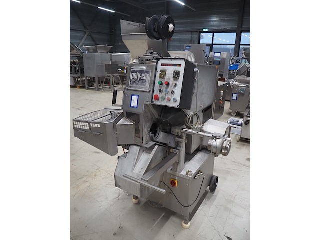 Poly-clip system gmbh - afbeelding 1 van  19