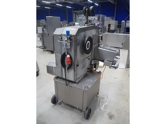 Poly-clip system gmbh - afbeelding 14 van  19