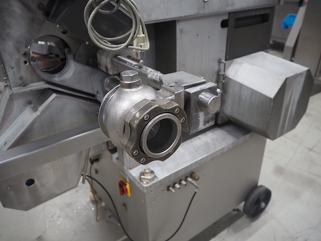 Poly-clip system gmbh - afbeelding 15 van  19