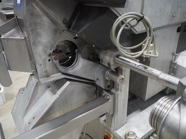 Poly-clip system gmbh - afbeelding 16 van  19