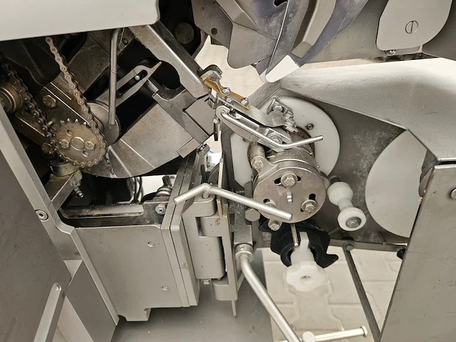 Poly-clip system gmbh&co.kg - afbeelding 16 van  18