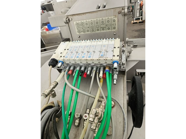Poly-clip system gmbh&co.kg - afbeelding 18 van  18