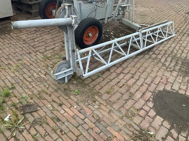 Poly-lift 9m bouwlift - afbeelding 2 van  5