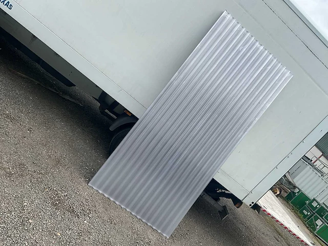 Polycarbonaat - dubbelwandig - dakmateriaal (6x) - afbeelding 1 van  4