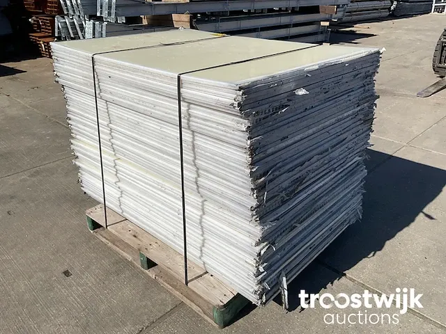 Polycarbonaat plaat - afbeelding 1 van  8