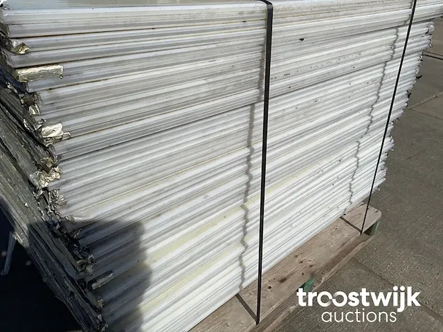 Polycarbonaat plaat - afbeelding 8 van  8