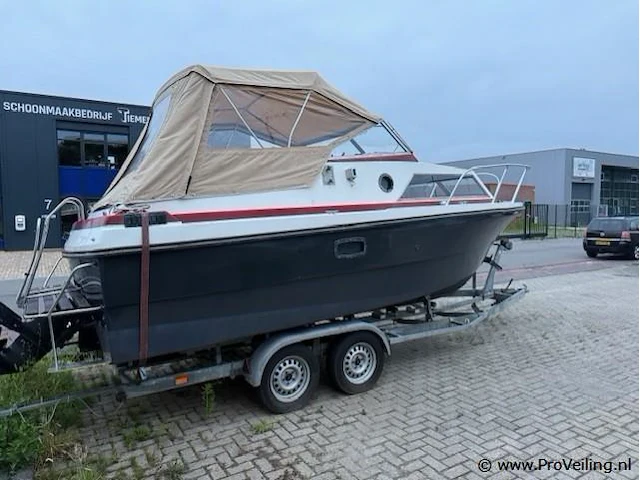 Polyester motorkruiser - afbeelding 10 van  12