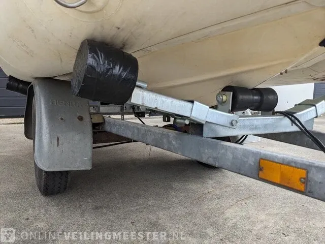 Polyester rib boot met trailer zodiac, yachtline yl 275 r, wit - afbeelding 8 van  26