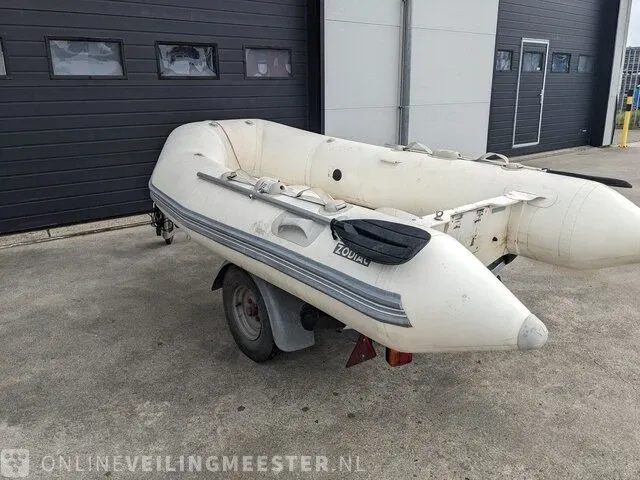Polyester rib boot met trailer zodiac, yachtline yl 275 r, wit - afbeelding 22 van  26