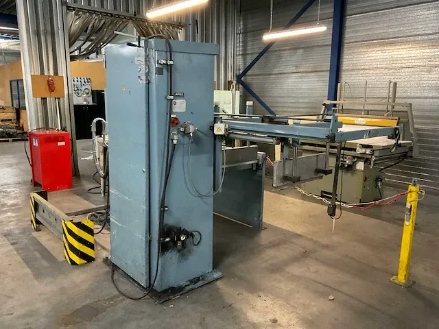 Polygraph original perfecta seypa 132 tv papiersnijmachine - afbeelding 14 van  34