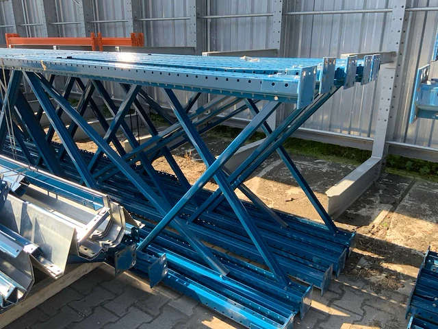 Polypal inrijstelling 60 palletplaatsen - afbeelding 10 van  12