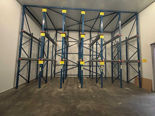 Polypal inrijstelling 72 palletplaatsen - afbeelding 1 van  10