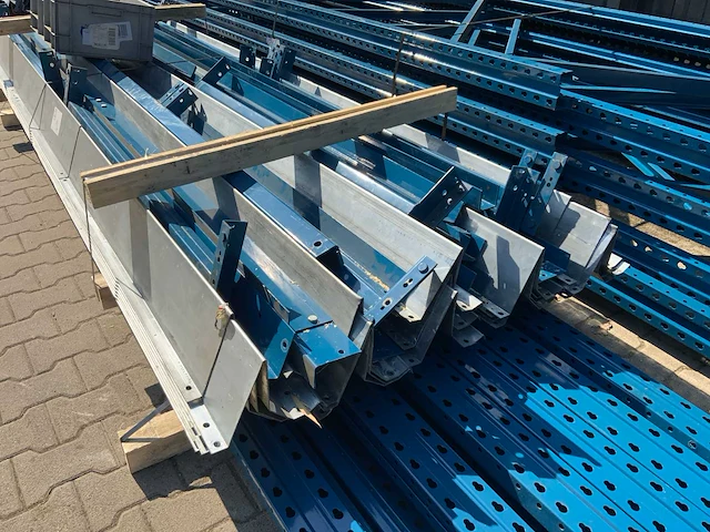 Polypal inrijstelling 72 palletplaatsen - afbeelding 10 van  10