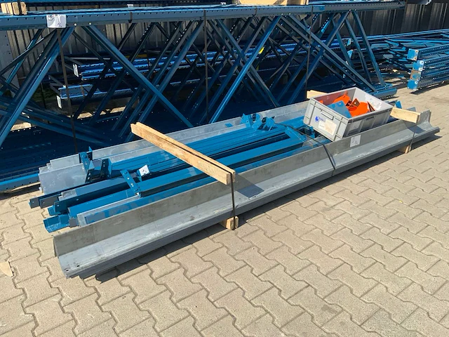 Polypal inrijstelling 72 palletplaatsen - afbeelding 11 van  11