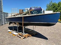 Polyvalk - open zeilboot - afbeelding 1 van  14