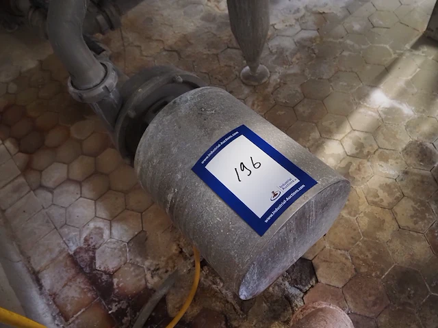 Pomac - afbeelding 2 van  4
