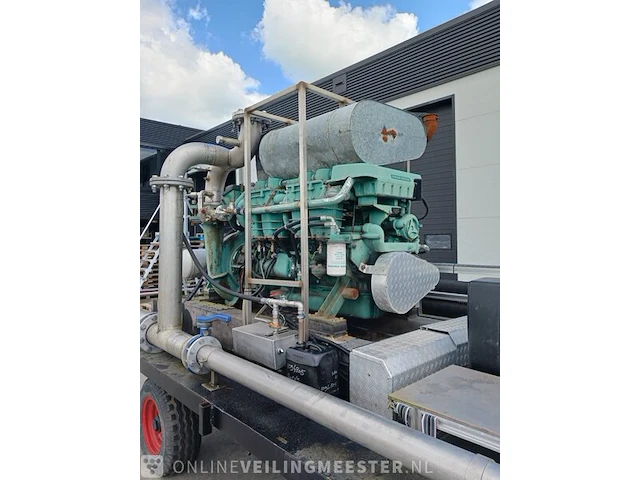 Pomp aggregaat met een volvo penta 6 cilindermotor, ca. 350pk, capaciteit ca. 8000 liter per minuut - afbeelding 7 van  31