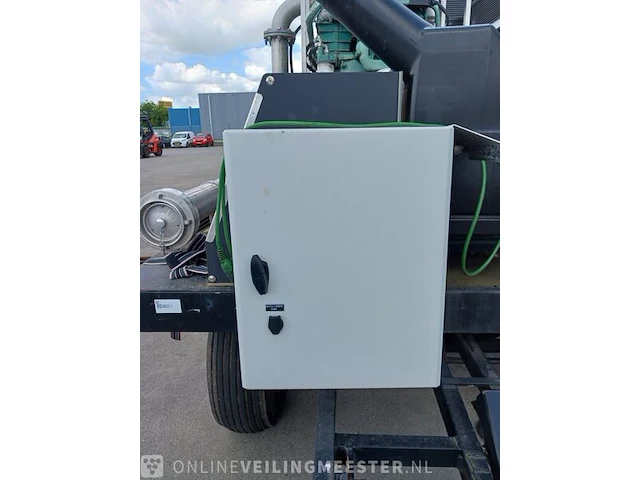 Pomp aggregaat met een volvo penta 6 cilindermotor, ca. 350pk, capaciteit ca. 8000 liter per minuut - afbeelding 22 van  31