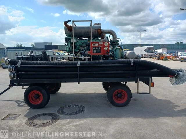 Pomp aggregaat met een volvo penta 6 cilindermotor, ca. 350pk, capaciteit ca. 8000 liter per minuut - afbeelding 28 van  31