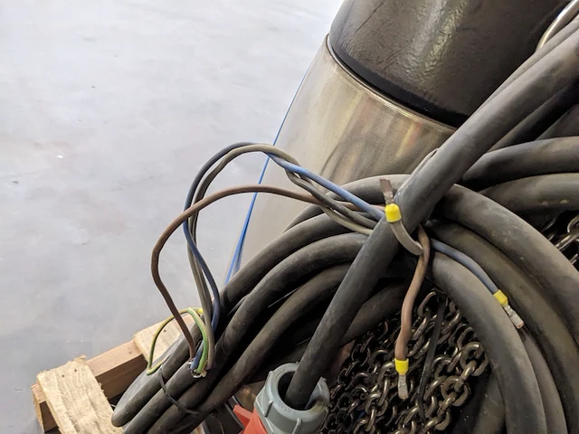 Pomp installatie met schakelkast tbv infra project, grundfos - afbeelding 7 van  93