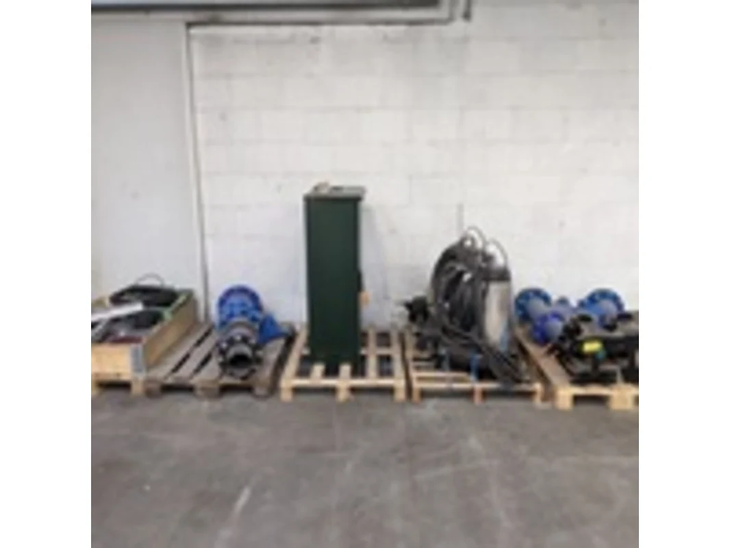 Pomp installatie met schakelkast tbv infra project